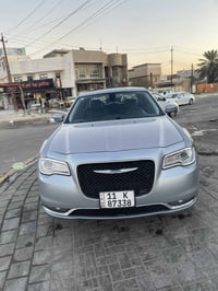 اوباما 300C موديل 2016 اصل 2016 سنوية باسمي حادث خلفي جاملغ خلفي مصبوغ...