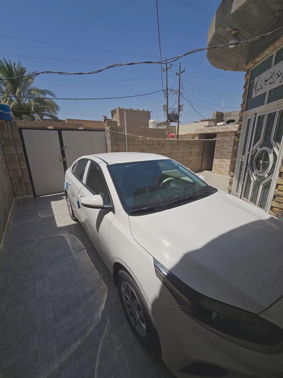 سلام عليكم للبيع كيا سيراتو موديل 2023 ماشيه 65 الف مكينة 1600مواصفات حساس خلفي لد نهاري داخل لونين تبريد قطعتين سيارة نضيفه استخدام شخصي 
اربيل بسمي هزه ما صاقطه شراي يتصل مكلف بنشر الخاص مغلق رجاا ***********
