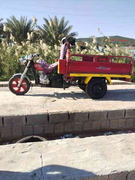 ستوته موديل 2015 كامله مابيه اي نقص اوراق كامله محرك شاينك الوكاله البارحه شاده 2026. كهربائيات كله شغاله مابيه اي نقص بلادي. السعر 1500 وبيه مجال المكان الخالص الاسود ***********
