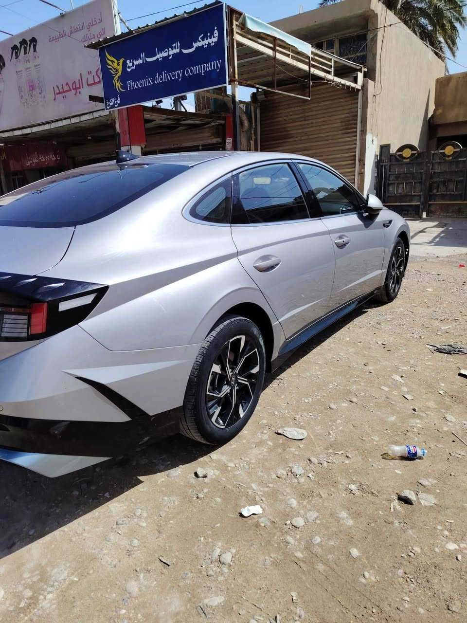 سوناتا 2025 بلادي غاز بيها قطعتين صبغ بدون ضرر مكان السيارة بغداد تقاطع درويش حي التراث
للاستفسار 
***********
