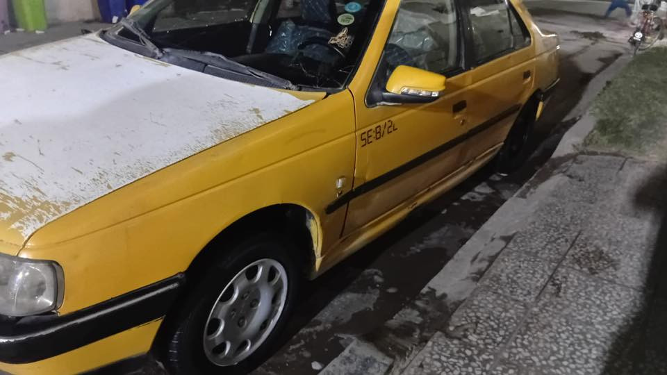 السلام عليكم بيجو 405 glx موديل ٢٠٠٩
دواخل كله جديد ومرتبه 
رايدها ب٢٧ وبيها مجال. 
ملاحظة ( المكينه بيها تبخير)
مكاني بغداد الدورة
***********
