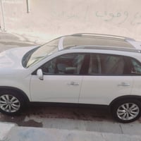 سورنتو 2011 خليجي فتحه بانورما   6 سلندر   7 راكب   3 قطع تبريد  السيا...