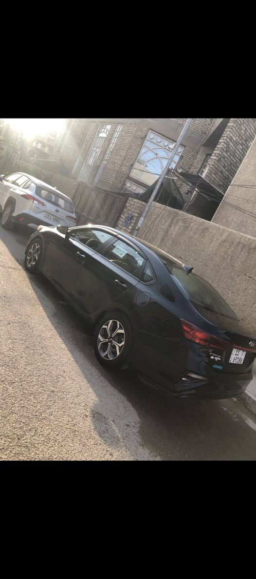 السلام عليكم
فورتي للبيع موديل 2019 
كير محرك كله كفاله 
بجم كبس حادث خفيف موضح بصور 
ماشيه 62 
بيهه منظومة غاز 
مكاني بغداد 
***********
السعر 120 وبيهه مجال
