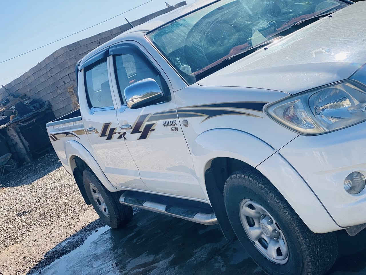 سلام وعليكم مرزي فور ويل سياره مكفوله من كلشي 2009 
كير محرك بشرط لا تنقيص لا تبخير محرك مامفتوح ماشيه 289 تحويل ثانيً يوم رقم سليمانيه سنويه 2030 قبل شهر من مجدد سنويهً شاصي 22 تخم تاير جديد 
سياره مكفوله مكان ديالي جلولاء اتصل ودلل سعر 185 وبيها مجال ***********
