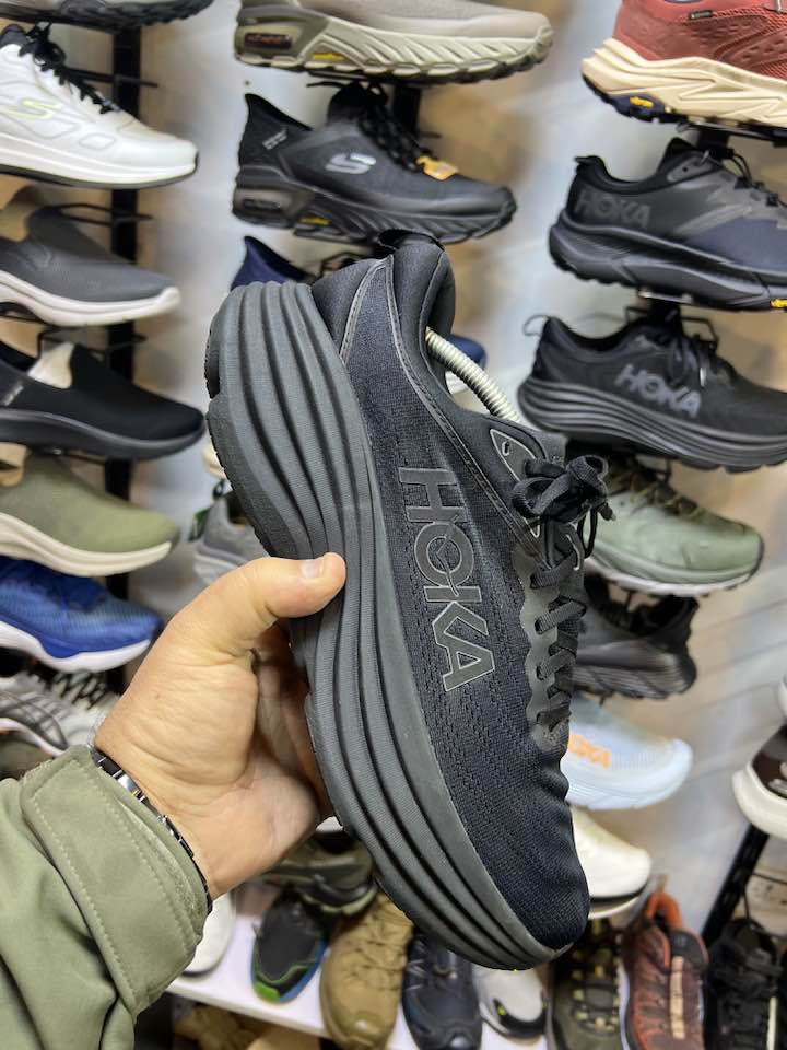 ماركه هوكا وكاله جديد اورجنال 24 طبي خفيف جدا مريح 

……….. قياس46 يلبس45……….. طول القدم29.5


**إذا كنت صاحب هذا الإعلان وتريد حذفه لأي سبب، رجاءا أرسل رسالة إلى الدعم الفني**