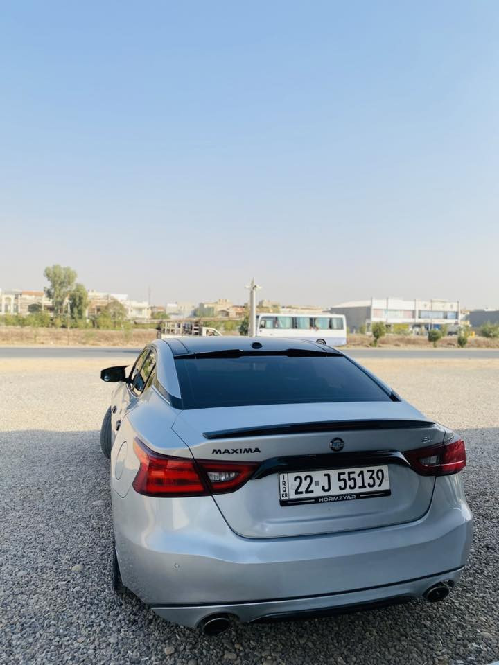 سلاو رێز نیسان ماکزیما 2017 سەیارەکە نمونیە لە جوانی
5پارچەی هەیە  بی ژورەوە لای سەیقی کن چامەرخی بستەک لەسەر پارچی خۆی لاحیم کرایتەوە قەپەت ماسفاتەSL سەیەرەکە 6پستۆنە بەس ماشڵا لە قەوەتی سەیارەکە 250 مەسروفی تیدا نیە 
شوین هەولێر نرخ120مەجال
ژمارەی موبایل ***********
