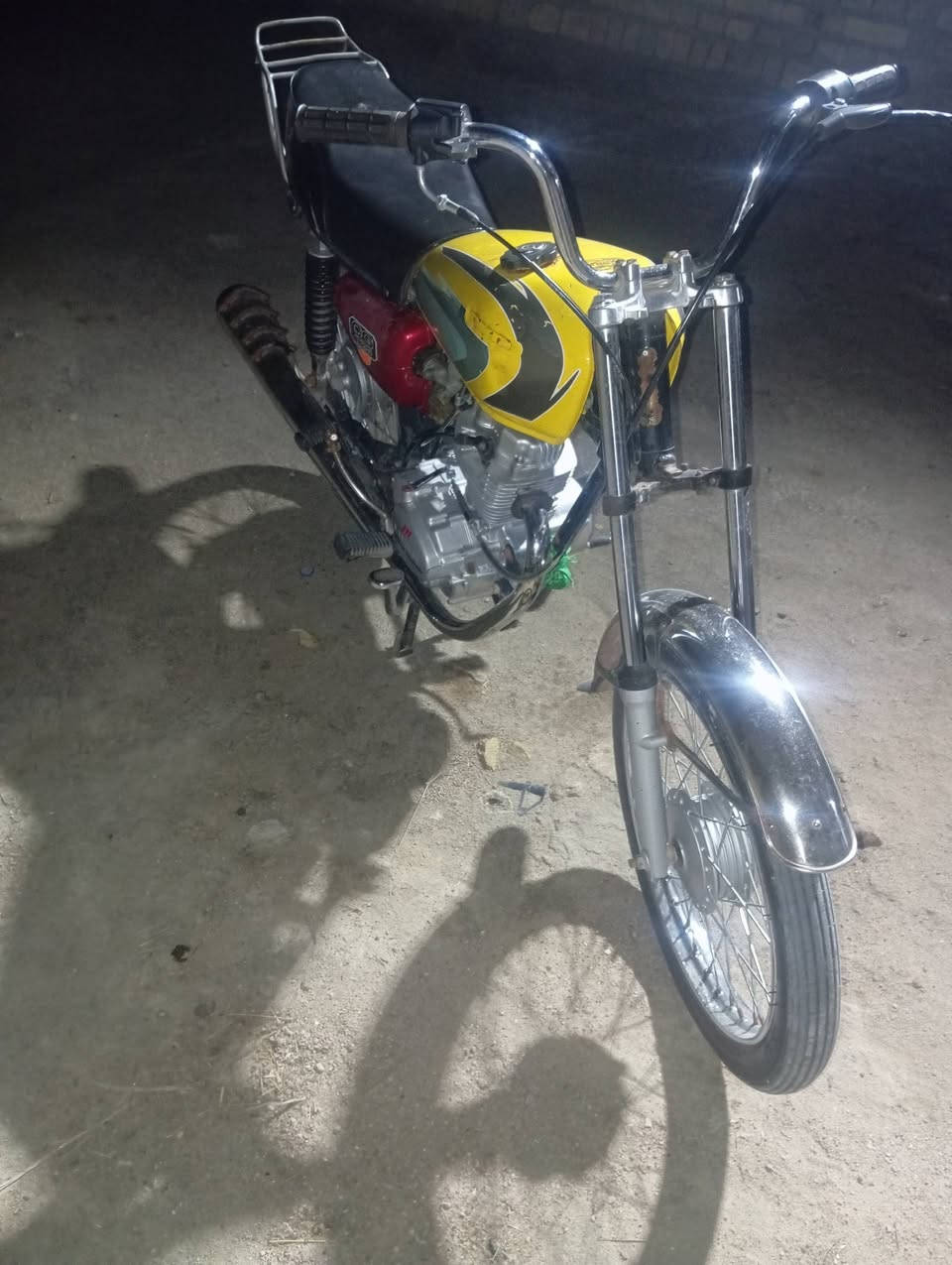 سلام عليكم دراجه اللبيع.مع سبايدر       السعر 500بيه مجال كلك محرك ما مفتوح رقم الهاتف *********** يوجد بي واتساب
