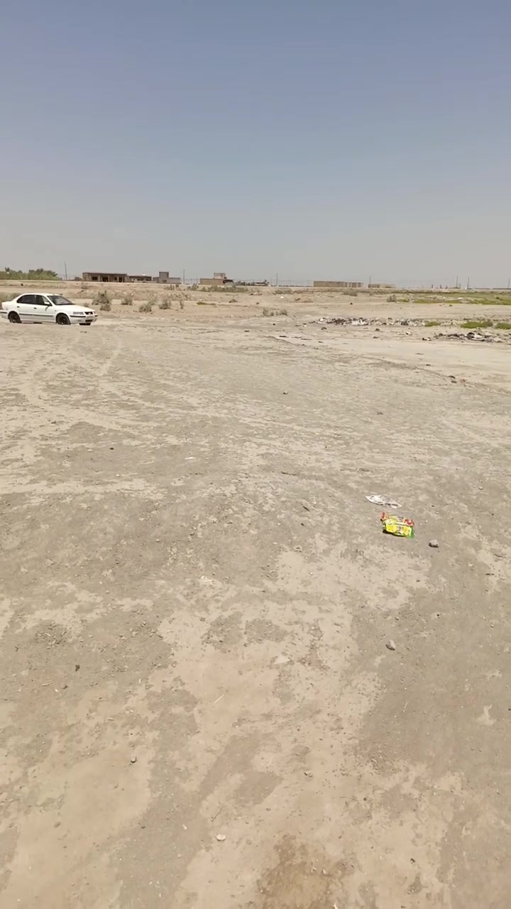 للبيع
قطعه زراعي سند٢٥
المساحه ٢٠٠ متر
الوجه ١٠ م نزال ٢٠ م
الموقع طريقين بتجاه البولاني والطريق الثاني بتجاه الشط الاروائي 
متوفر كافه الخدمات 
للاستفسار
***********
***********واتس
او مراجعه المكتب مكتب احمد النبهاني / عبدالله
