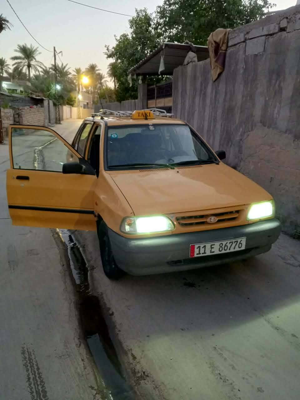 سايبة موديل 2013
السعر 28 وبيها مجال 
رقم الهاتف ***********
مكان السياره بعقوبه التحرير
