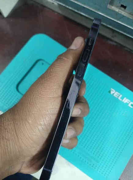 للبيع ايفون 14 ماكس .. مكسور الظهر
ذاكره 256 كيكه .. السعر 700 الف وبي مجال..
مكاني بغداد اتصل عادي او واتساب ***********..
