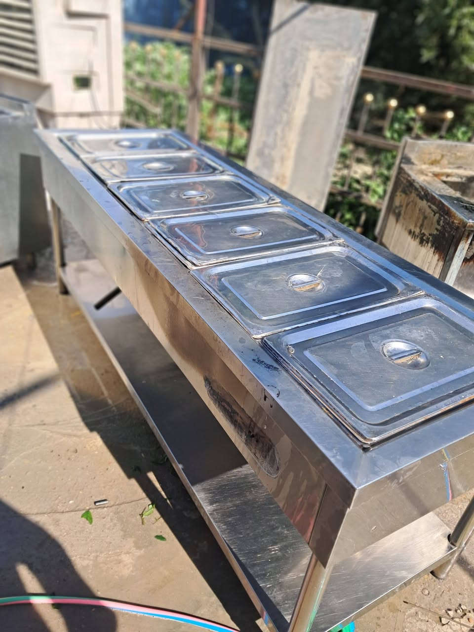 اغرض للبيع بغداد زعفرانيه***********
