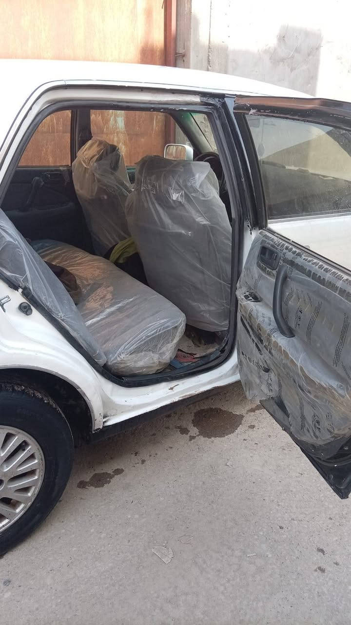 *********** سياره ايجارات مقفوله بالقصه عنوانها البصره
