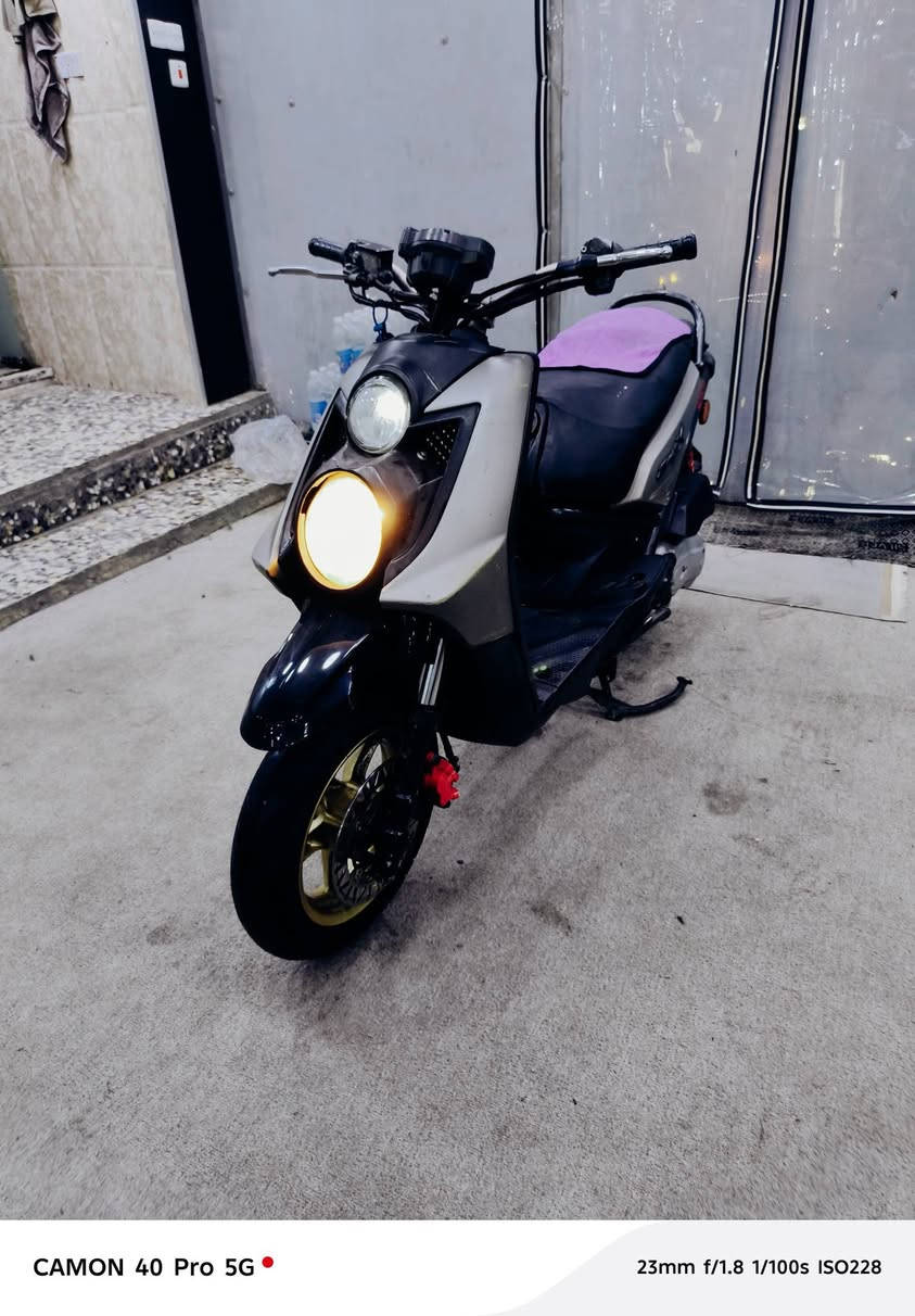 ياالله مصلي عله محمد وهالي محمد سلام عليكم شباب دراجه سكنس جبلي لبيع صالي شهير من جايبه من الرمبه دراجه خير من الله كلشي شغال السعر 1000او بيه مجال بكان الشماعيه الرقم ***********
