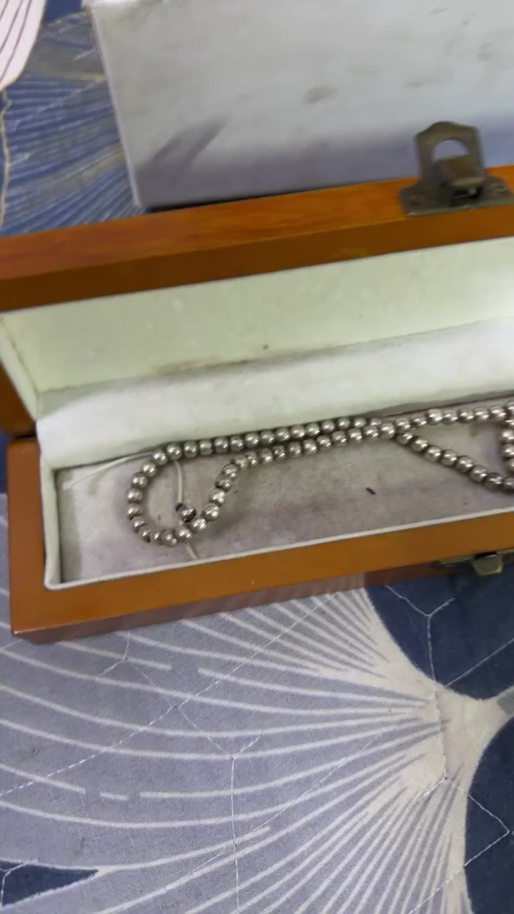 سبحة فضة خالص ١٠١ مراوس ساعة ابل


**إذا كنت صاحب هذا الإعلان وتريد حذفه لأي سبب، رجاءا أرسل رسالة إلى الدعم الفني**