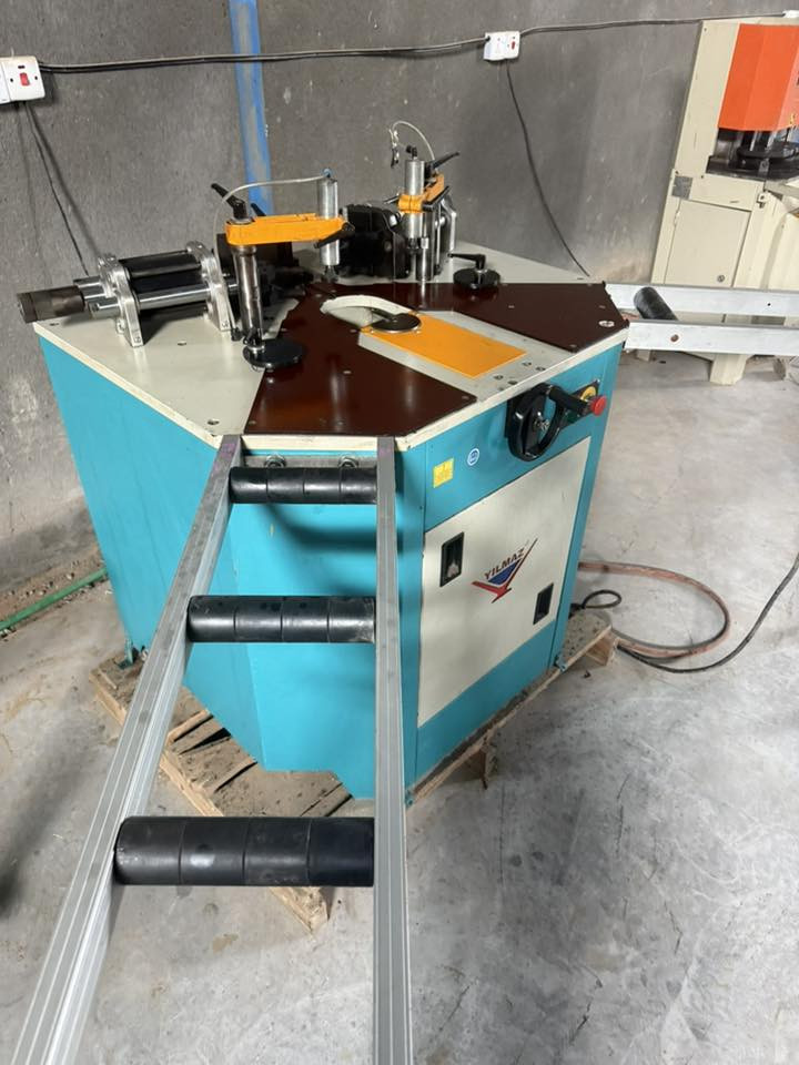 بريس المنيوم نضافه فول ***********
