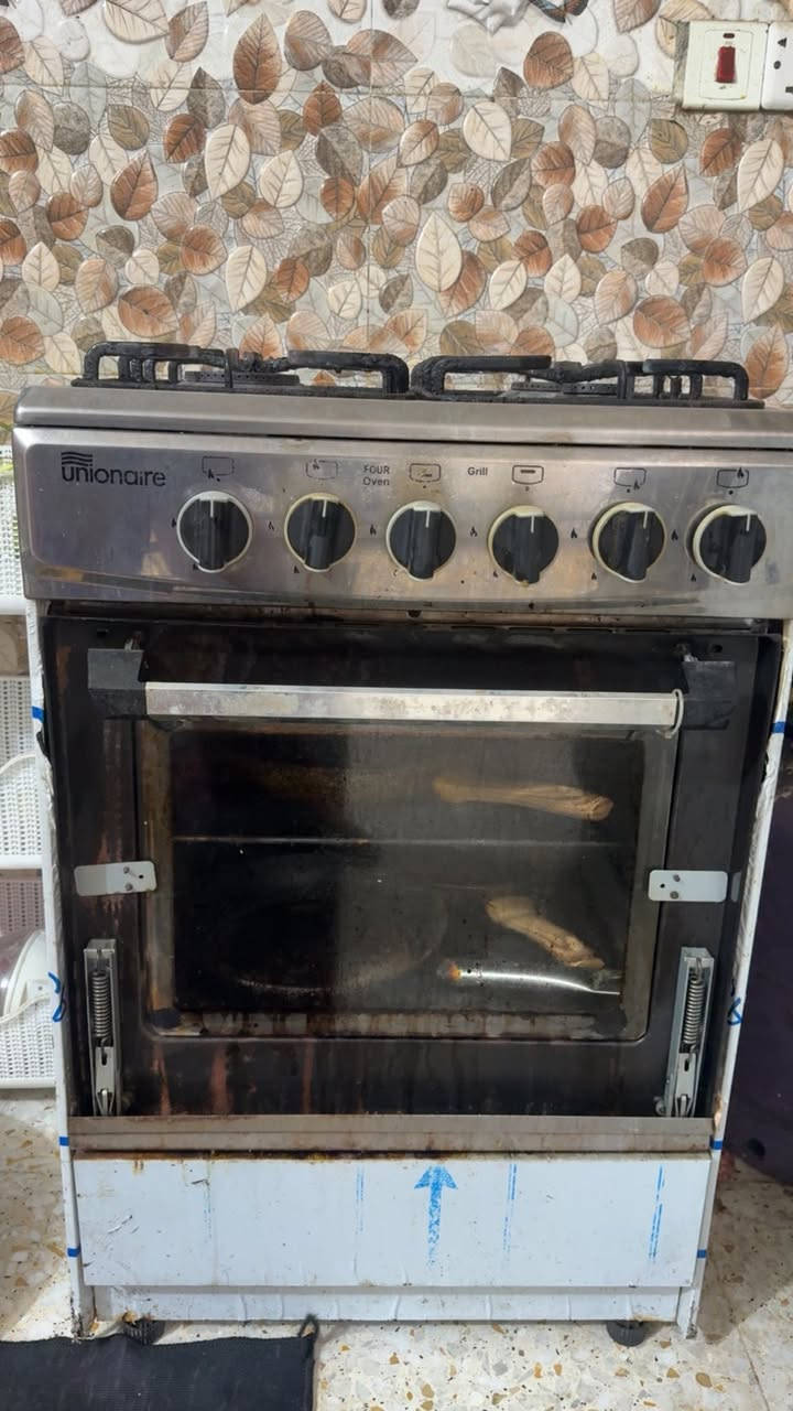 مرحبا
طباخ نضيف وشغال للبيع نقص فقط جامه السعر ٧٥ مكاني البياع


**إذا كنت صاحب هذا الإعلان وتريد حذفه لأي سبب، رجاءا أرسل رسالة إلى الدعم الفني**