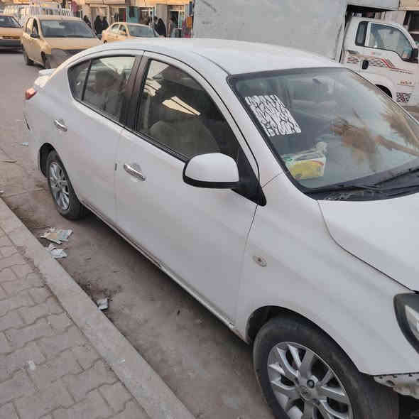 السلام عليكم سني هندي 2021 بيها هاي الطخه مكفول شواصي وبدنه كير محرك كفاله فول مواصفات 4 جام كهرباء ويلكب تحكم ستيرن تريد وكاله او تحويل مكاني بغداد بسماية قريه 10 السعر 98 وبيها مجال بسيط
***********
