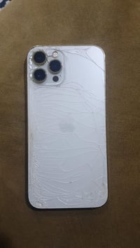 آيفون ١٢ برو ماكس • ٢٥٦ • ضهر مفطر ومبدل