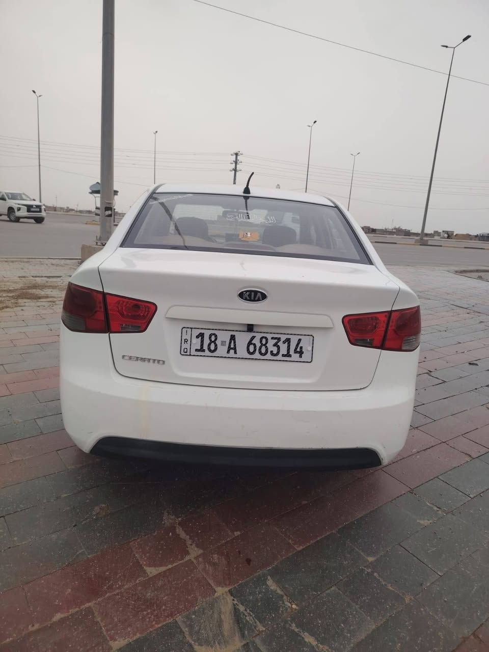 السلام عليكم سياره نوع سيراتو مديل 2012 خلجيه مكفوله كير مكينه حداد تخم تاير تبريد مكينه 1600 دوش السعر98  وبيها مجال بسيط  العنوان كربلاءرقم الهاتف ***********
