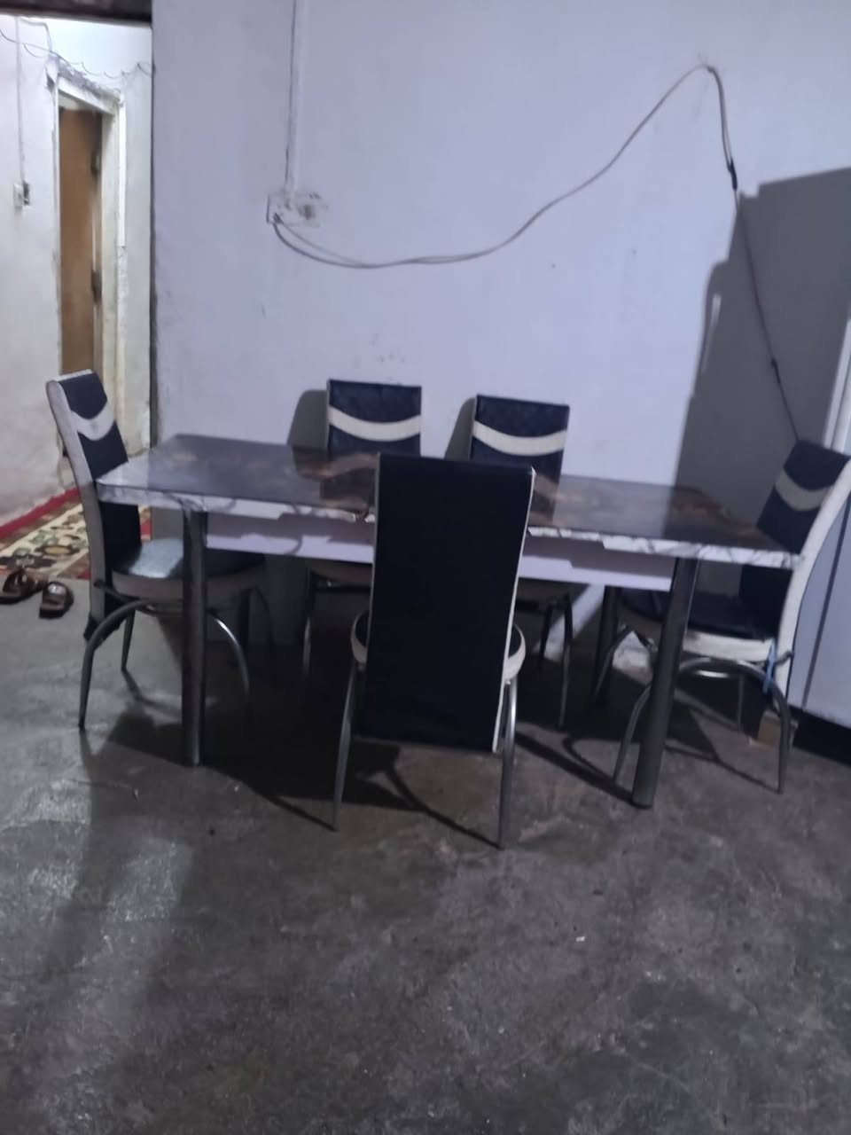 السلام عليكم ميز طعام للبيع السعر 125 مكانه 5 كيلو شراي اتصل اني مكلف بل نشر ؟ *********** متوفر واتساب
