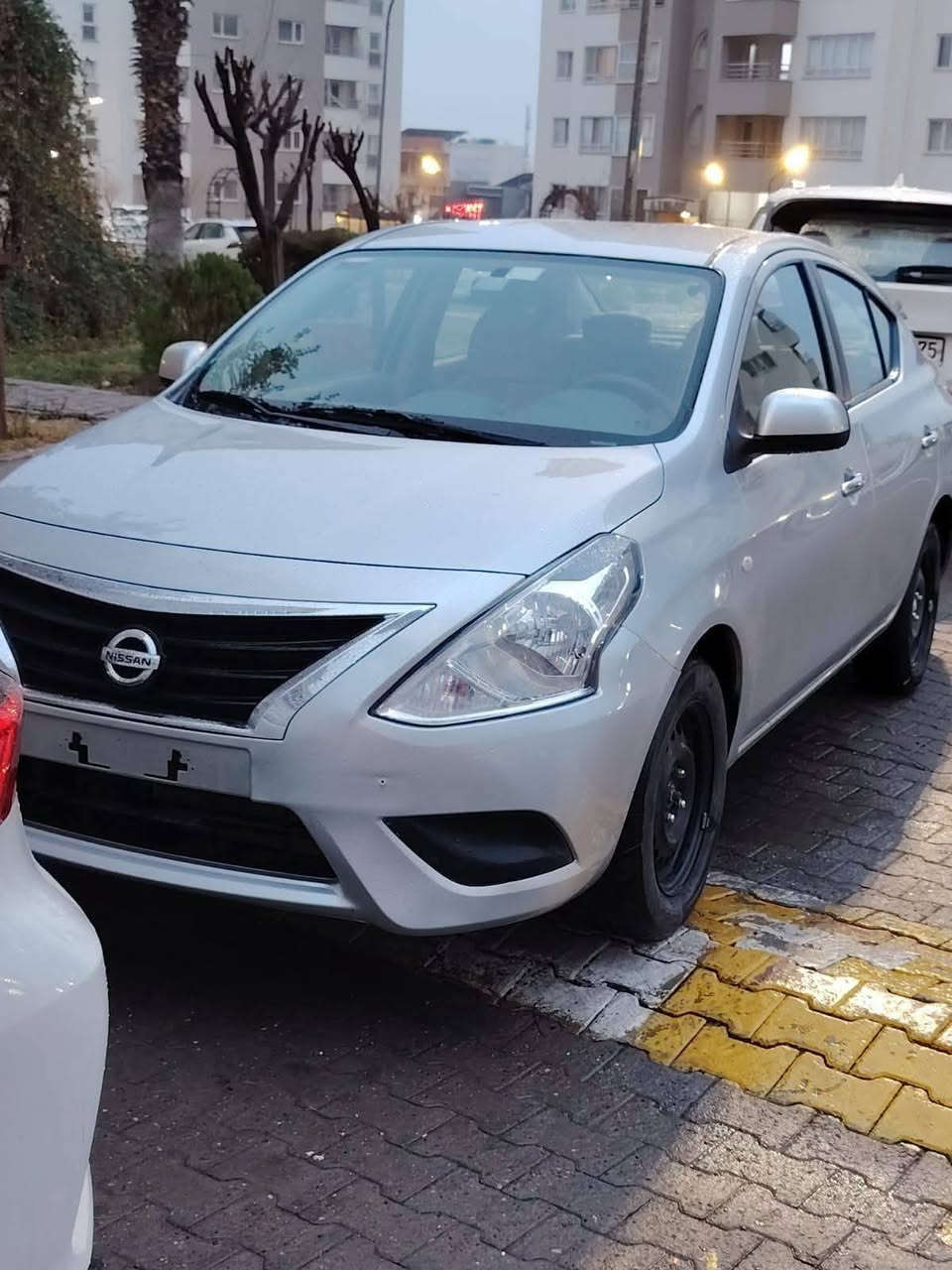 نيسان سني ٢٠٢٤

١٤٠٠٠کم ڕۆشتووە
دووپارچەی بۆیاخە بێ ناوگرتن
هەموو گیانی بەشەرت

ژمارە کاتی
 سلێمانی

***********
