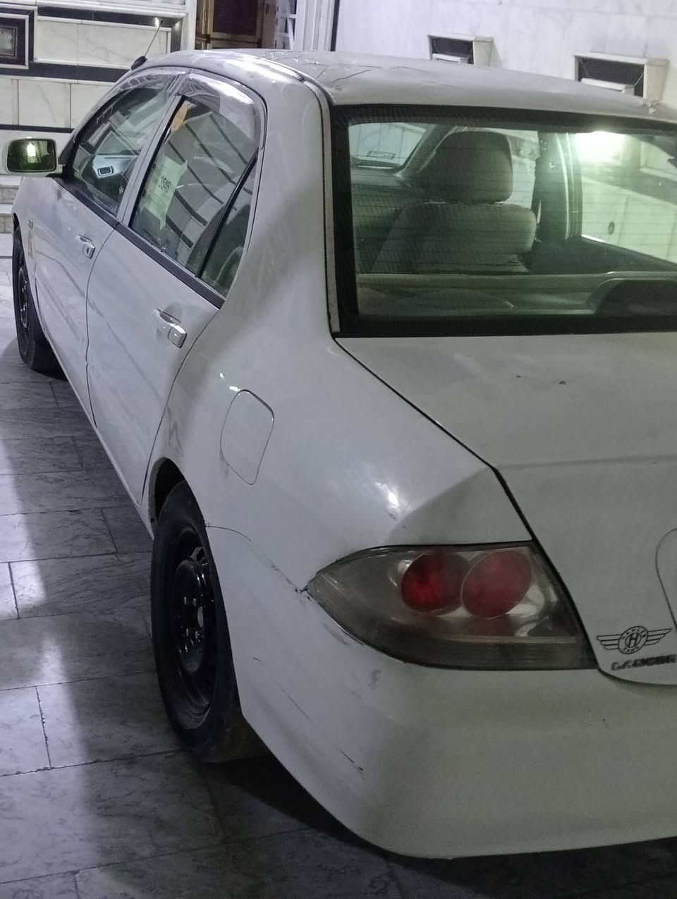 السلام عليكم لانسر 2006
صبغ جاملغ وهلال خلفي كير كهربائيات خير من الله تبريد ثلج 
محرك بي تنقيص
مكان سياره حي اور 
***********
