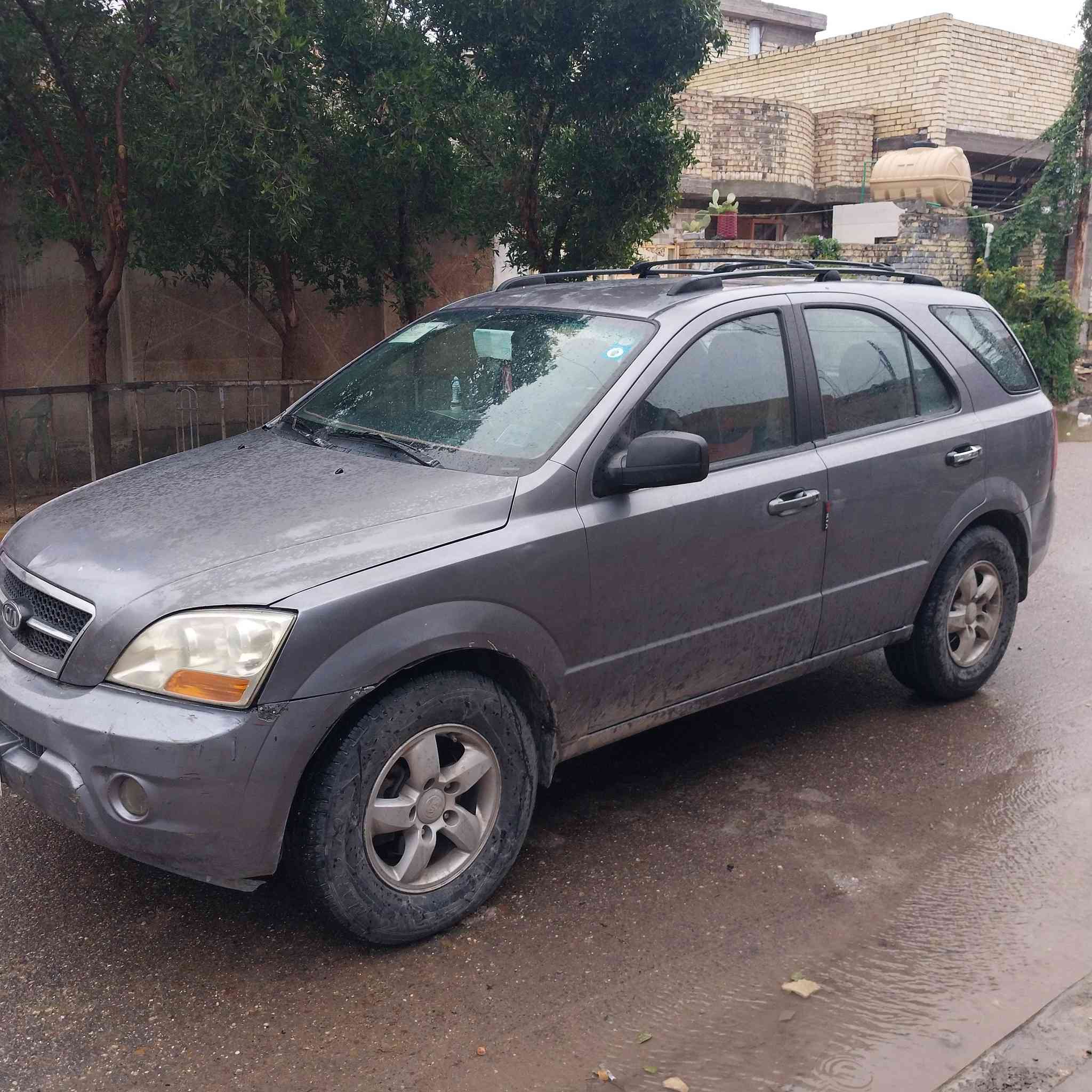 كيا سورنتو موديل ٢٠٠٧ رصاصي تبريد غرفه نظيفه صدر حلو بغداد انكليزي كير اوتوماتيك محرك ٣.٨ من الاخير مال اخ الاخوه بغداد الحسينيه قرب دكتور جعفر موبايل *********** واتس اب السعر ٩٠
