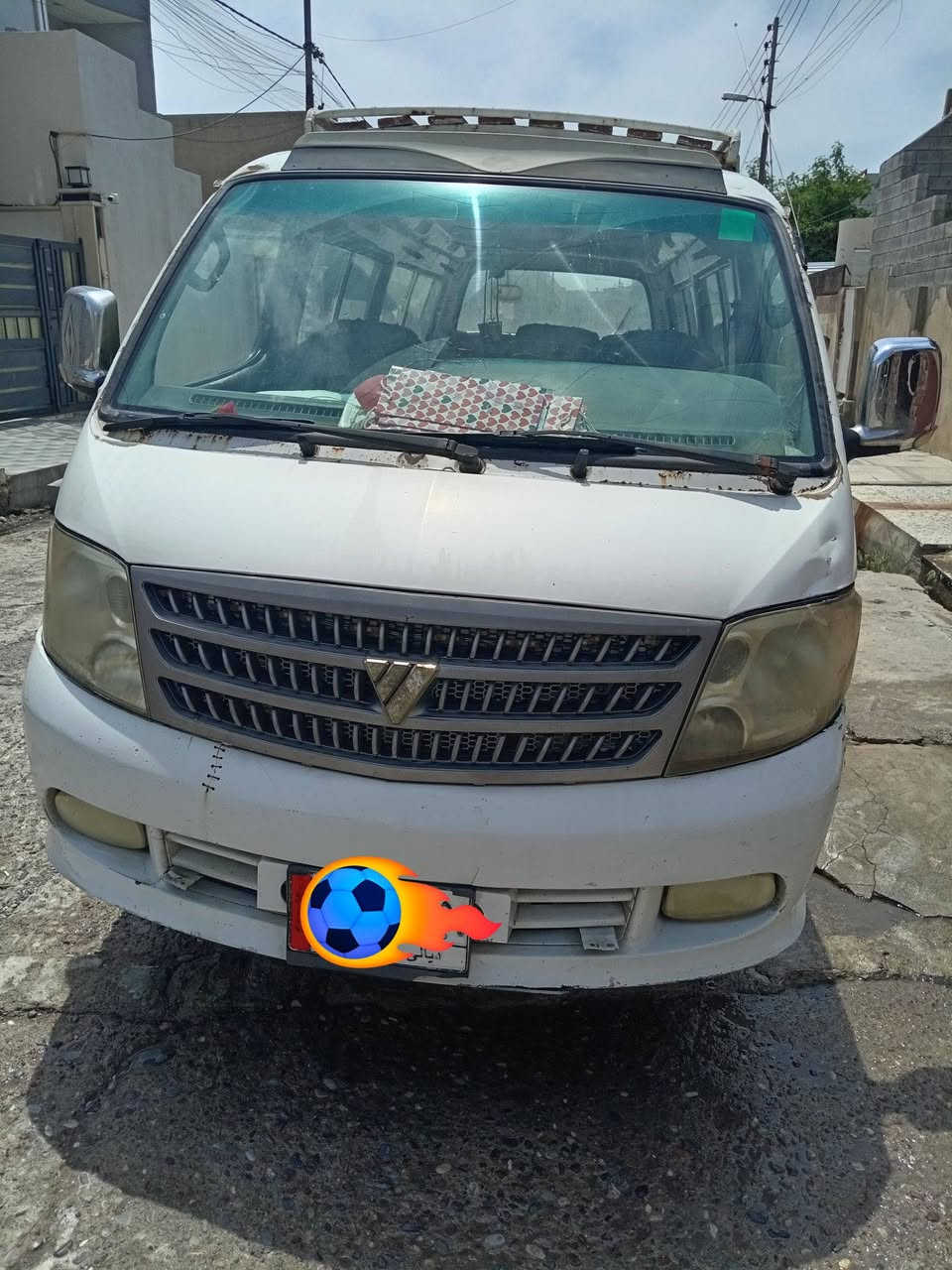 السلام عليكم
فتون موديل 2009 سنوي باسمي2028 غرامات وهيئه صفر مكينه بيها صرف السياره بانزين الاتصال على الرقم *********** ومتواجد ع الخاص
