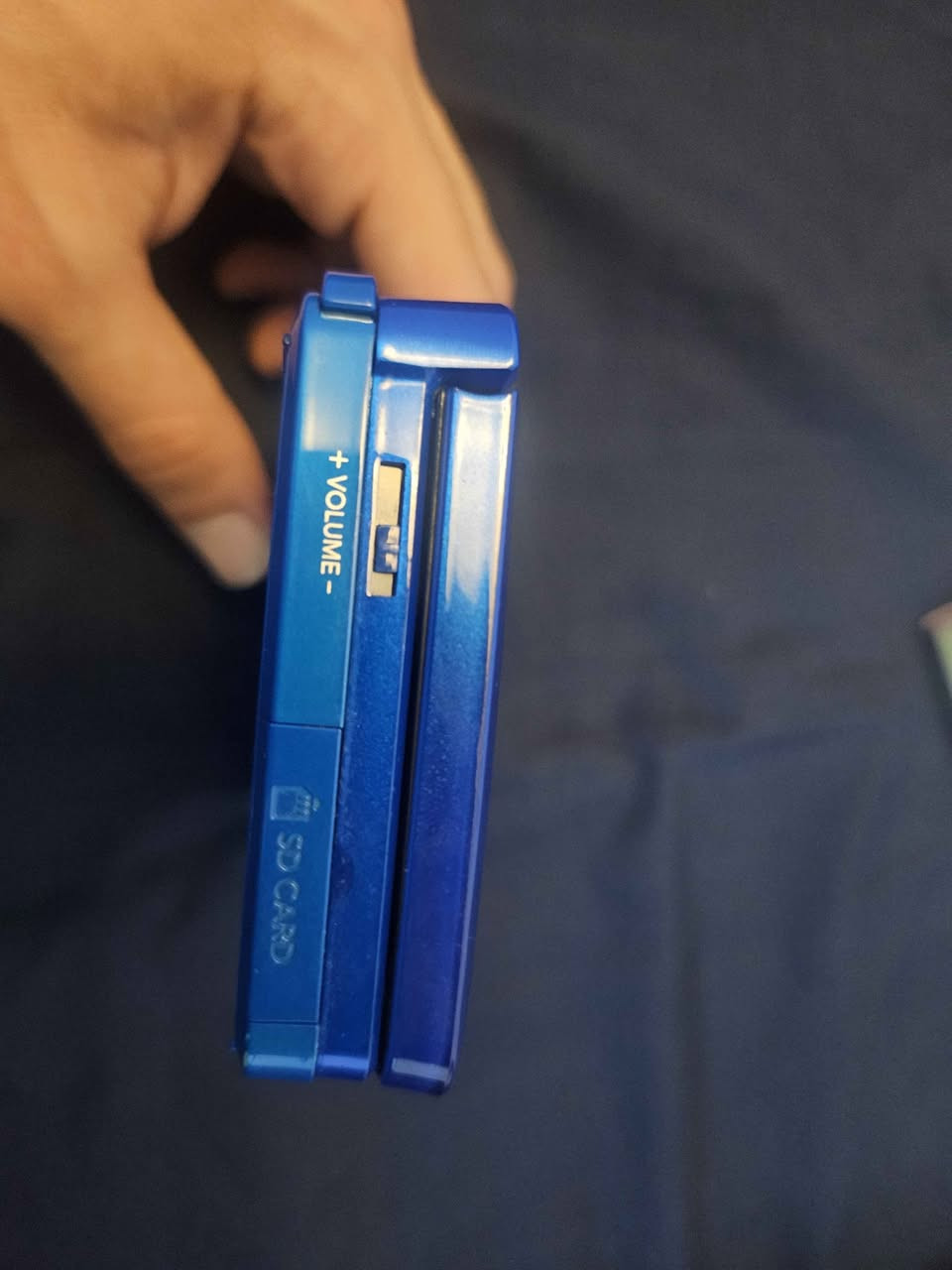 جهاز نينتندو 3DS للبيع

وصف الجهاز وحالته

• للبيع 🎮

• جهاز نينتندو 3DS بحالة ممتازة، نظيف ويشتغل بدون أي مشاكل.

• ✔️ الجهاز أصلي

• ✔️ الشاشة واضحة بدون خدوش

• ✔️ البطارية جيدة

• ✔️ مناسب للألعاب الكلاسيكية والممتعة

الملحقات الإضافية

• يجي ويا (الشاحن + قلم + ألعاب حسب الاتفاق)

معلومات السعر والموقع

• السعر: (185.000)

• الموقع: (اربيل + موجود توصيل)

طرق التواصل

• للتواصل خاص 📩 أربيل, العراق


**إذا كنت صاحب هذا الإعلان وتريد حذفه لأي سبب، رجاءا أرسل رسالة إلى الدعم الفني**