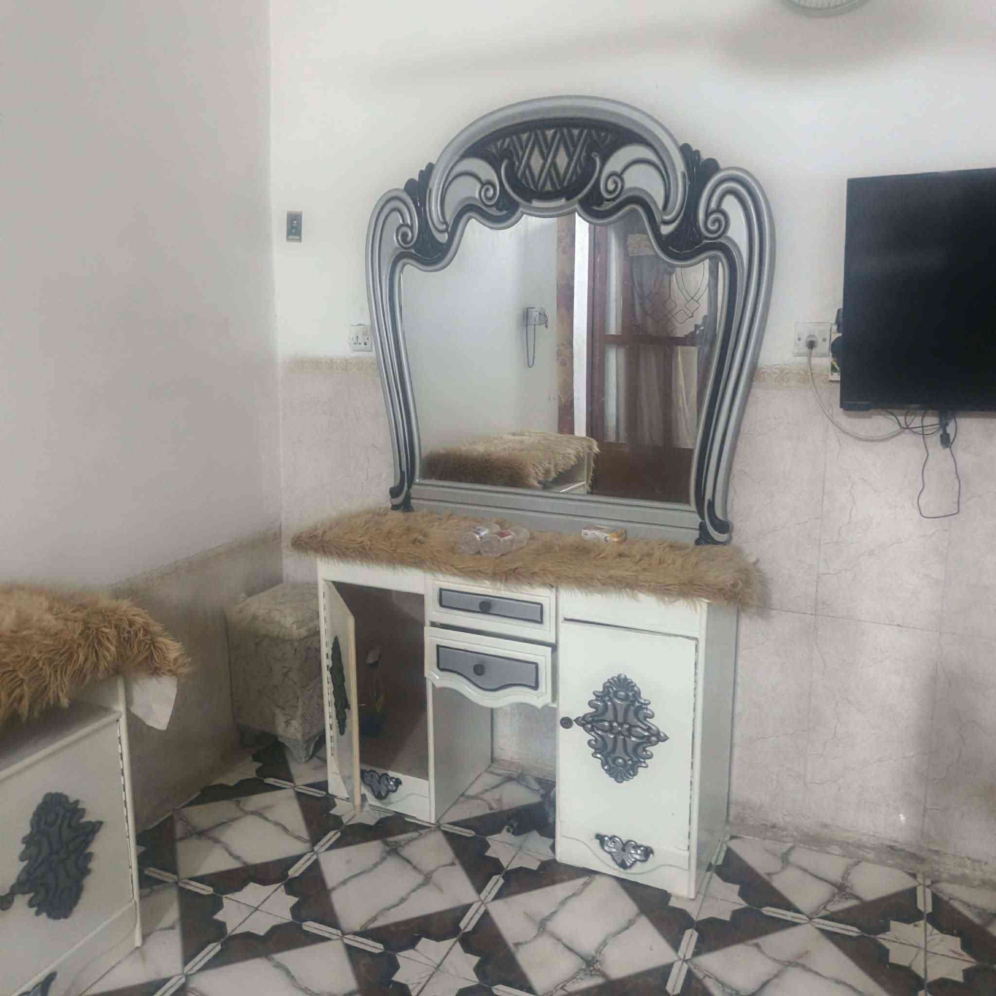 غرفه عراقيه ب٦٥٠ وبيها مجال بغداد الشعب


**إذا كنت صاحب هذا الإعلان وتريد حذفه لأي سبب، رجاءا أرسل رسالة إلى الدعم الفني**