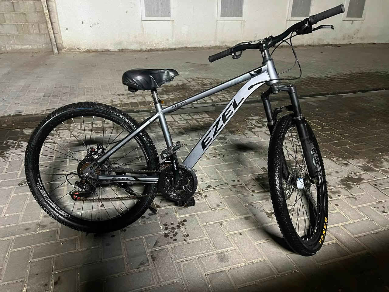 السلام عليكم بايسكل ايزيل من ماركه BMX المشكله بريك امامي وكير امامي غير شغال نضيف جدا السعر بالخاص


**إذا كنت صاحب هذا الإعلان وتريد حذفه لأي سبب، رجاءا أرسل رسالة إلى الدعم الفني**