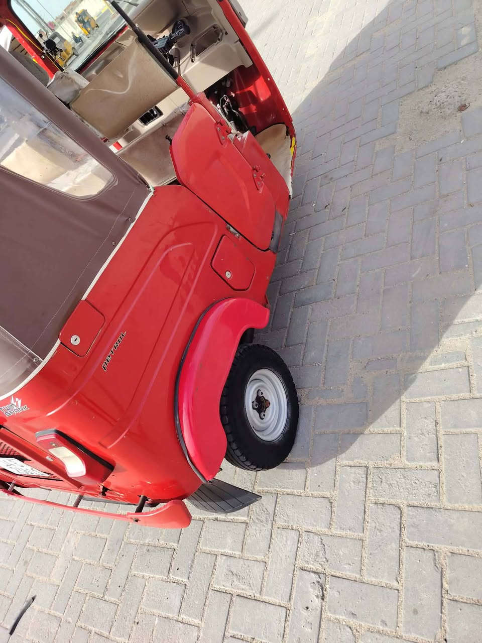 تكتك باجاج ٢٠٢٢ شهر ٨ بدي كفاله فقط تجفيت شركة السعر ٨ وبيهه مجال قليل للشراي
الحيانية 
*********** اتصال فقط
