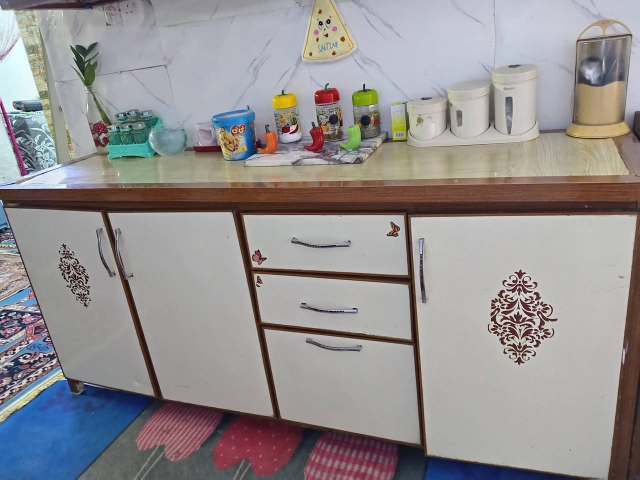 سلام عليكم كاونتر 3 قطع المنيوم ثكيل من الزين  سعره 200 وبي مجال بس السنك الباب مالته يرادلهه شد 🤍


**إذا كنت صاحب هذا الإعلان وتريد حذفه لأي سبب، رجاءا أرسل رسالة إلى الدعم الفني**