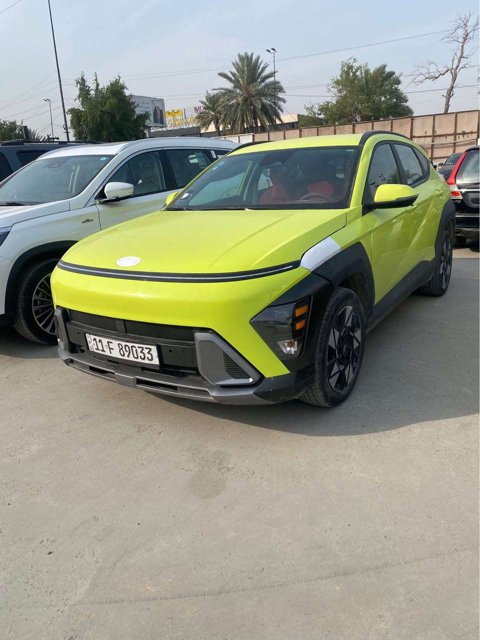 السياره فول مواصفات عده فتحه السقف 
حادثهه فقط بنيد مبدل ما بيها صبغ
السنويه بأسمي ثاني يوم تحويل رقم بغداد
*********** بغداد, العراق
