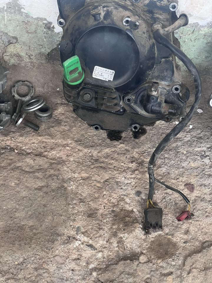 يا الله سلام عليكم تفصيخ010تشتحاتح موجود توصيل جميع المحافضات 6الف***********
