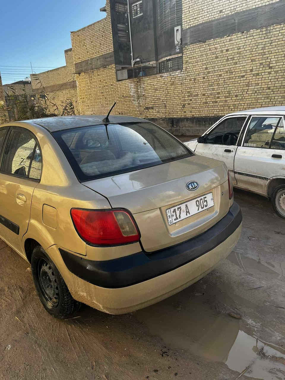 السلام عليكم
كيا ريو موديل ٢٠٠٦ خليجي محرك ١٦٠٠ كير اوتوماتيك 
حدادية جديدة مصبوغة احزام اثر جراد باتري جديد شاشة جديدة رقم مثنى انكليزي هزة جديدة بيها جاملغ مصلح نفسه سيارة جاهزة نقص كمبريسر تبريد فقط السعر ٦٩ بيها مجال السيارة موجودة بالنجف الشراي يتصل ***********
