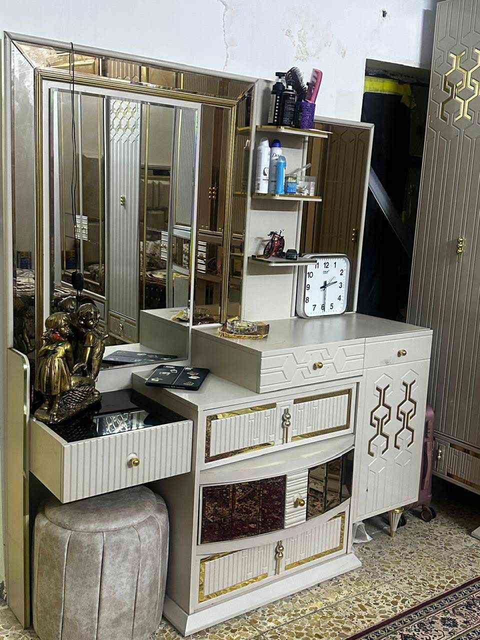 غرفة موديل كاترا جديد 10قطع 
السعر مليونين و250

بغداد الحرية دولعي


**إذا كنت صاحب هذا الإعلان وتريد حذفه لأي سبب، رجاءا أرسل رسالة إلى الدعم الفني**