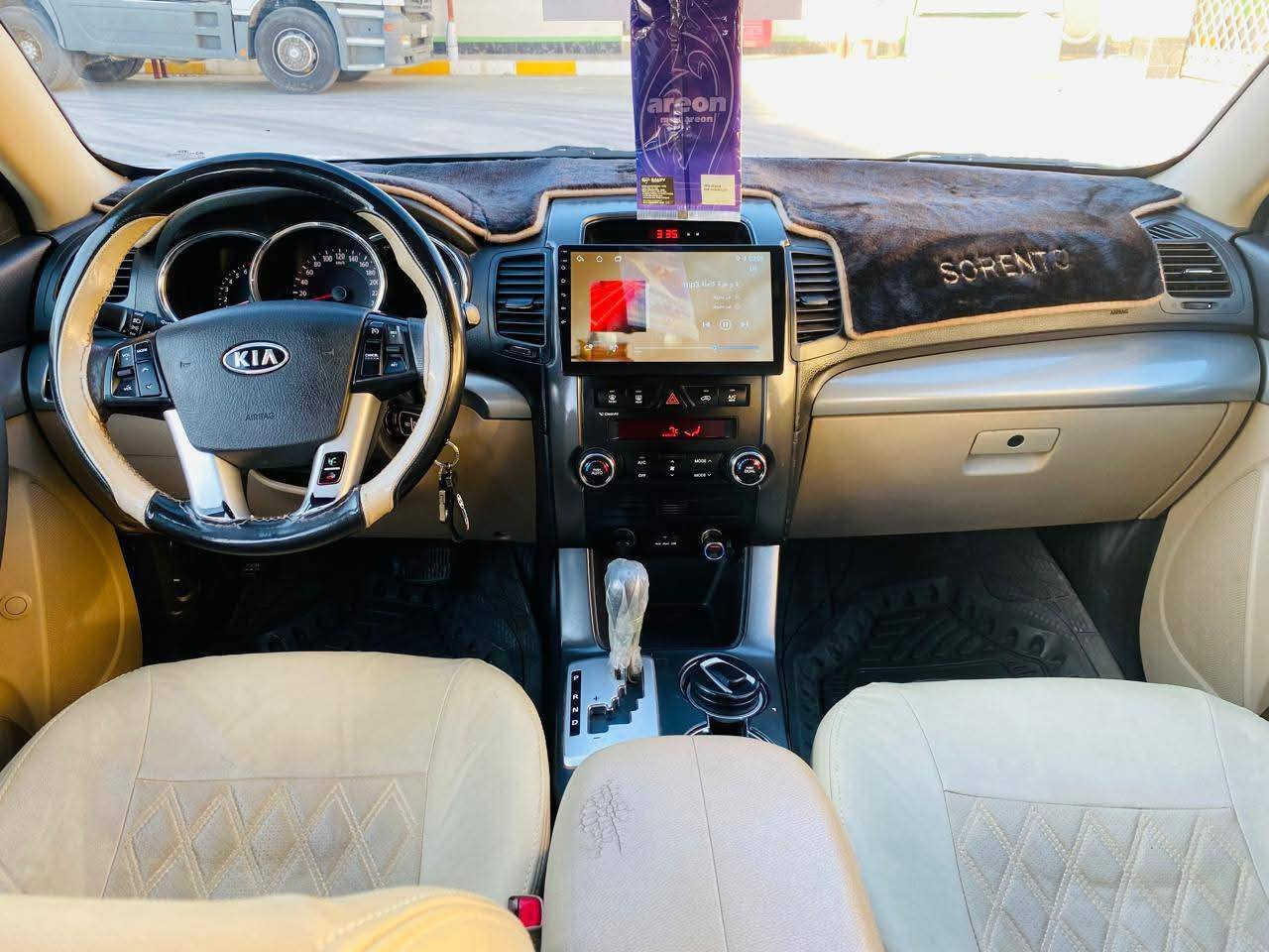 السلام عليكم سورنتو موديل ١٣ خليجي مقفوله صبغ شبرين فوول مواصفات
محرك ٢٤٠٠ دوش ااسيارة جديدة ومال جناي هزة وسنويه

جدد تحويل او وكاله حسب الطلب سبعه راكب اترايهه

زيرو العنوان فلوجه السعر ١٥٥ وبيها مجال للشراي

*********** يرهم امراوس سيارة اقل وفرق
