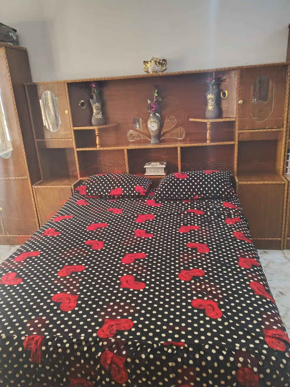 غرفة اي ضرر مبيها 290 وبيها مجال العنوان بلدروز كسيرات شارع لعلوه اي استفسار خاص 📞


**إذا كنت صاحب هذا الإعلان وتريد حذفه لأي سبب، رجاءا أرسل رسالة إلى الدعم الفني**