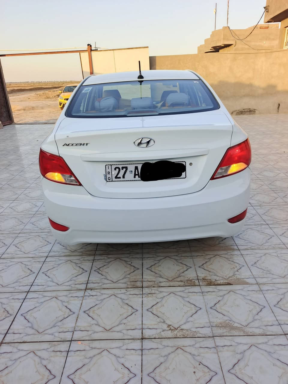 هونداي اكسنت موديل 2015 رقم ذي قار دولي جديد حره تحويل ثاني يوم سنويه 29 مشروع وطني وارد امريكي ضربته  وجاملغ فقط وبيه رشات صبغ تجميل فقط والباقي كفاله عامه مكينه 1600 شرط ما مفتوحه مكينه وكير وحداديه وتبريد وتخم تايرات كله مكفول سياره جاهزه مال جناي بمعنه الكلمه مكان سياره ناصريه سعر 83 بيه مجال قليل رقم الهاتف *********** أنه مكلف بل نشر خابر راعيه بيك خير وتدلل
