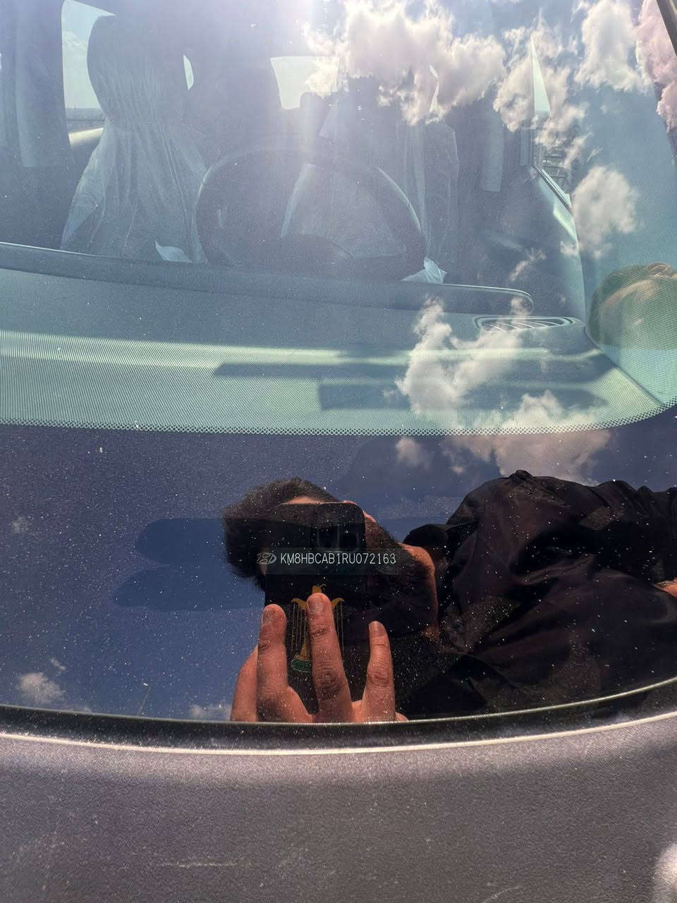 كونا موديل 2024
***********
فول مواصفات عدا الفتحه
منفيس تترقم جميع المحافضات
ماشيه 13الف 
السونار مرفق مع الصور
