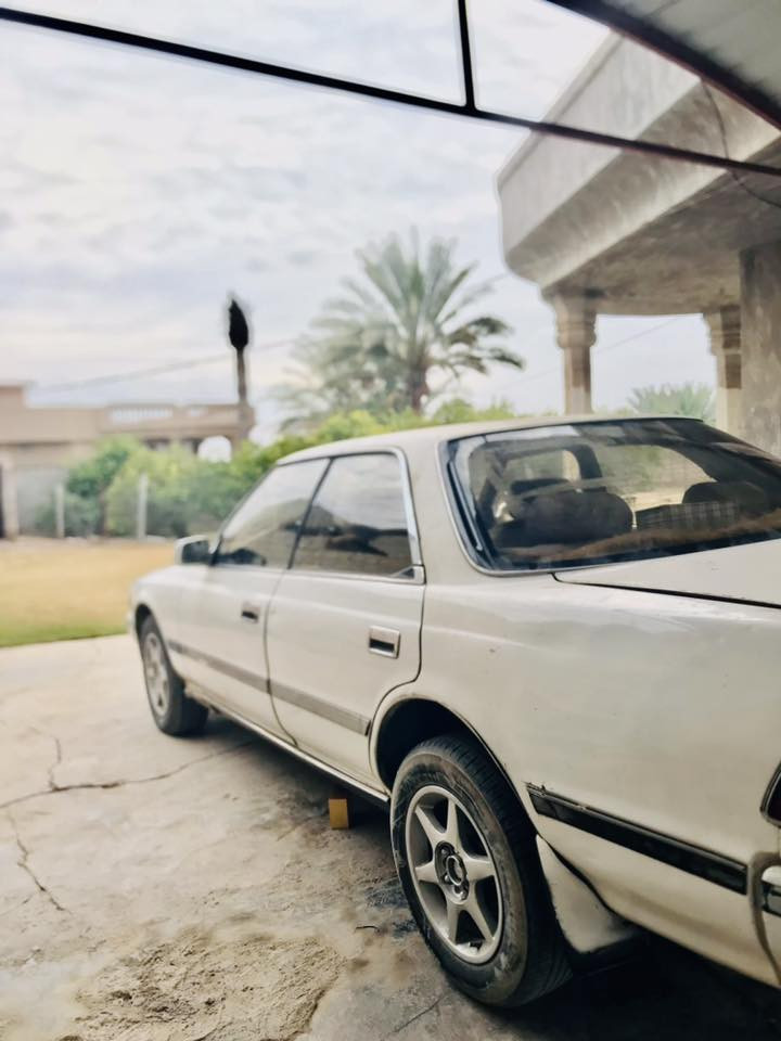 السلام عليكم للبيع أو مراوس سياره مارك مسطره 
موديل ١٩٩١ كير ومحرك بحاله جيده رقم صلاح الدين ألماني مشروع وطني سنويه إلى ٢٨  الاتصال عله الرقم ***********
