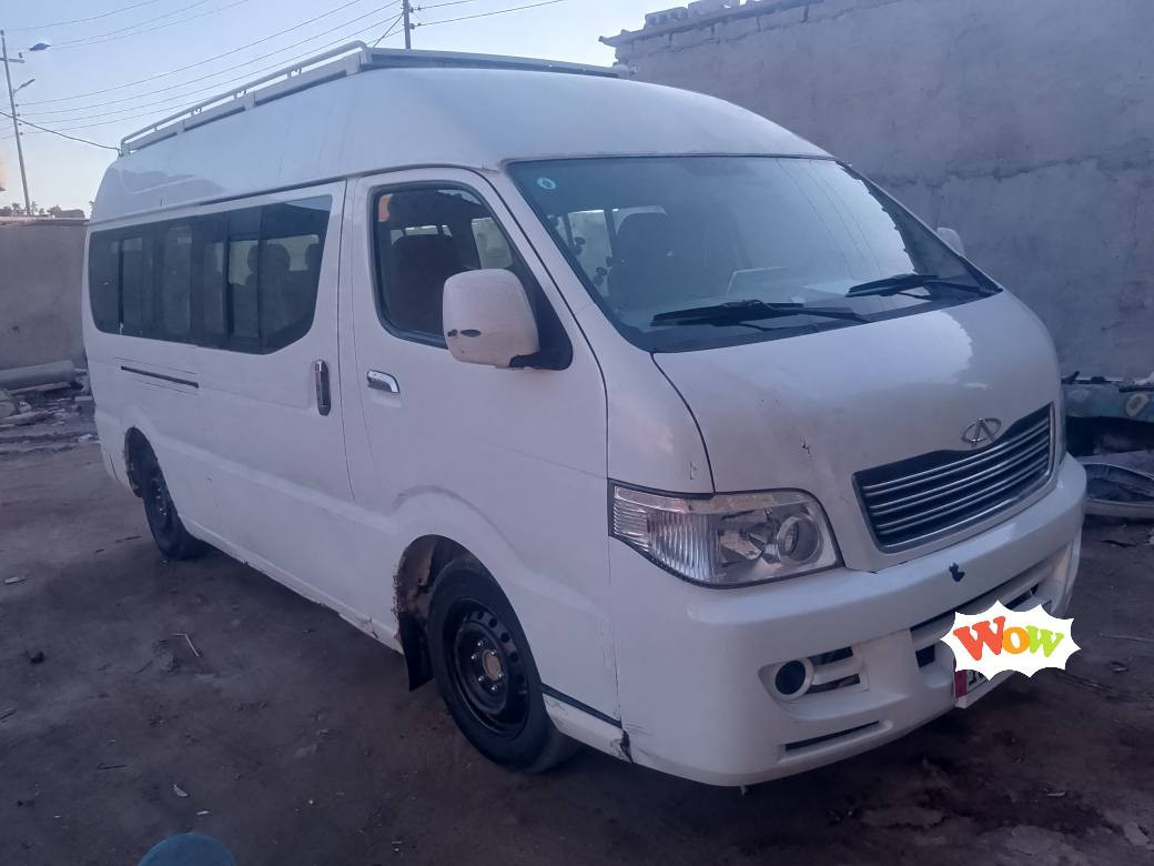 السلام عليكم شيري موديل 12 رقم انكليزي بابل بسمي محرك فيفتي منضومة غاز تبريد سبلت بيها صبغ بلربع الاخير وبيها بلبنيد ضربة موجوده بالبصرة شط العرب السعر 100  وبيها مجال ***********
