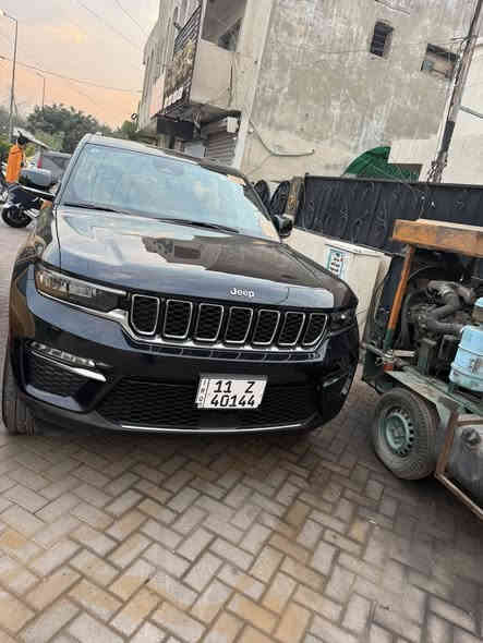 سياره جيب ليمتد هايبردبليكن موديل 2024
فول مواصفات  1/1
حادثها خفيف بدون دواخل بدون ايرباك
السعر 32.500$
مكان السياره / بغداد - الاعظمية

للاستفار وصور الحادث موجودة
***********
