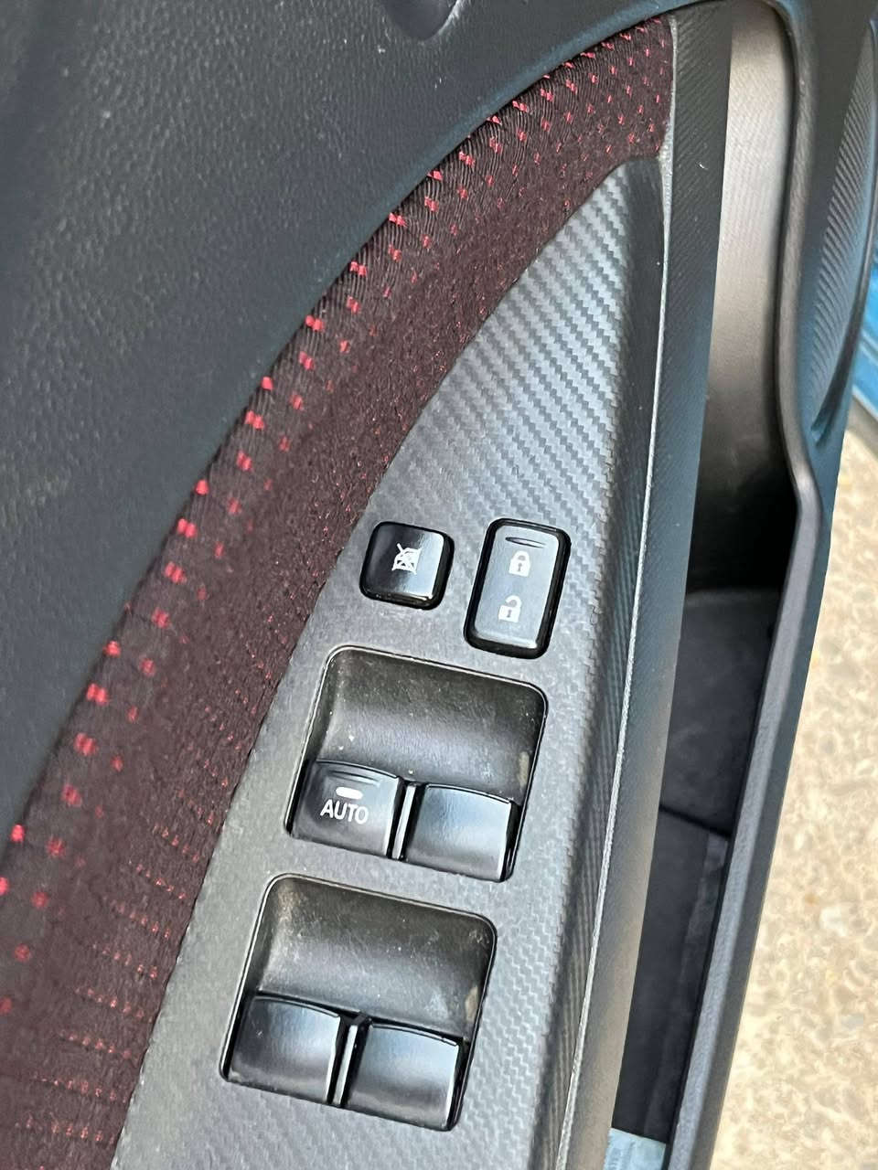 ميتسوبيشي ميراج 2023 
Black edition  
حره باسمي  بدون رقم
 الضرر طخه بلباب خفيفه 
 *********** (واتساب)  مهندس حيدر 
العنوان ميسان
