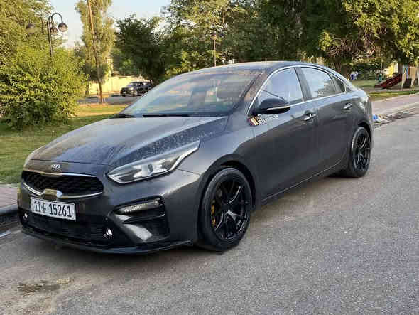 السلام عليكم 
كيا سيرراتو وارد كوري اصلي فول ١/١عده الفتحه 
رقم بغداد بأسمي مجدد سنويه وارقام 
سياره كلين جانت صارت عندي طخه بسيطه جاملغ وبنيد الخشوم مالتهن وصلحتها بدوون دواخل ولا ايرباك طخه بسيطه حته الدعاميات بدون صبغ 
السياره فول عده الفتحه بصمه وجلد كشنات تدفئه تبريد ستيرن  تدفئه مري شفط ترحيب عند الاقتراب رادارات 
محرك ١٦٠٠ دوش مفتوح معلى الكازكيت 
كير مبدل at 
السعر ١٢٤وبيها مجال 
***********
