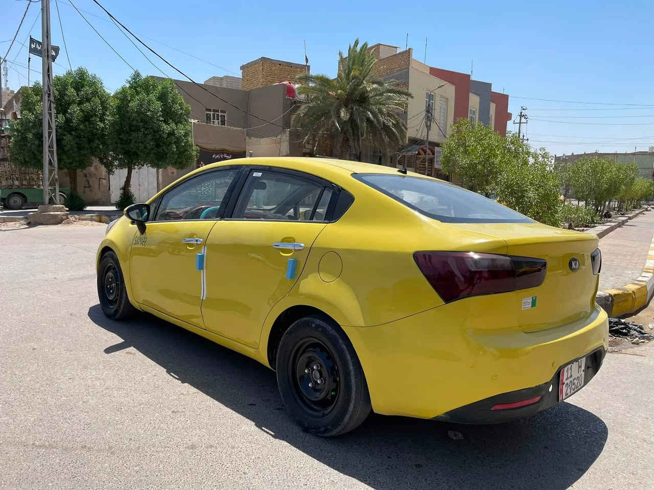 سلام عليك كيه ريو 2015 خليجي محرك 1600 سيارة جهازة ما بيهة نقص ابددد  حداديه جديدة محرك كير تبريد ❄️كله جديد رقم نكليزي بغداد سنويه  جديدة ما بيهة نقص ابدددد بيهة بنيد مبدل فقط  سعر 78وبيهة مجال بسيط  ***********
