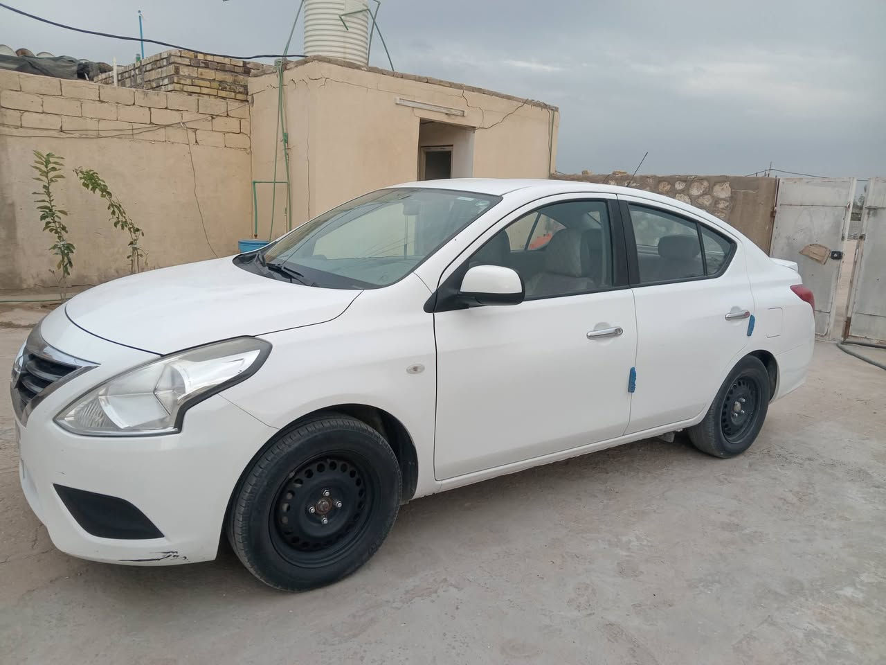 سياره نيسان سني هندي موديل 2021
كفاله عامه
ماشيه 117 الف
السعر 115 بيها مجال
العنوان النجف الاشرف  الحيدريه
للاستفسار الاتصال على 
رقم الهاتف ***********
