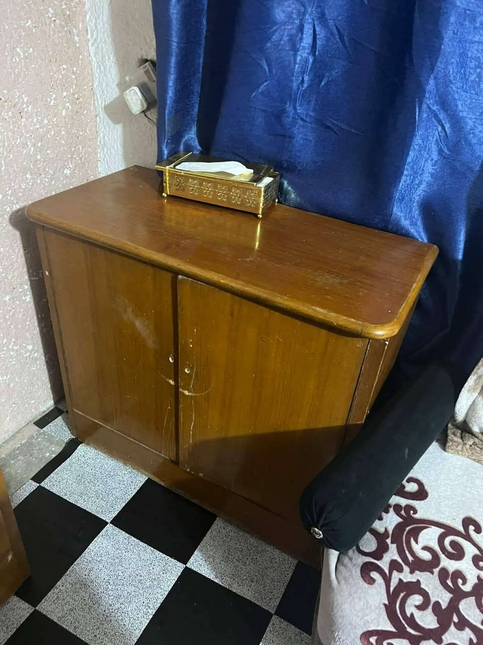 غرفة صاج تسكام  عنوان بغداد البلديات👉📞 ***********
شعدكم للبيع اثاث مستخدام غرفة للبيع راسلوني خاص بيع سريع
