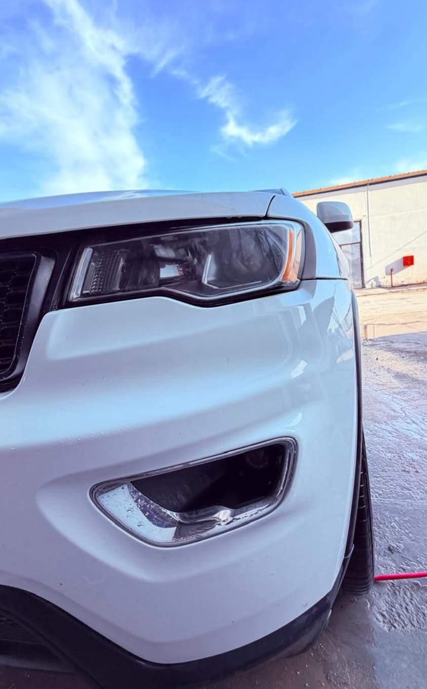 السلام عليكم
سياره جيب 2017 لبيع 
امريكيه حادثها خلفي 
سونار موجود 
محرك 3600
6سلندر 
 رقم شمالي 
تحويل موجود
مكانها بابل
سعرها 240 وبيها مجال

‭0770 991 5515‬
